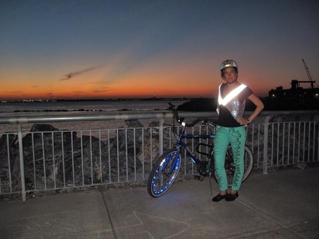 Light up your night bike riding to stay safe